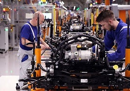 La tasa de paro de la UE cae al 5,9%, 12,9 millones, más de 10 millones en la Eurozona