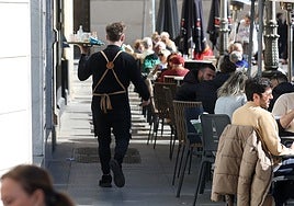 El empleo turístico roza los 3 millones de afiliados en julio, un 2,9% más que en 2024