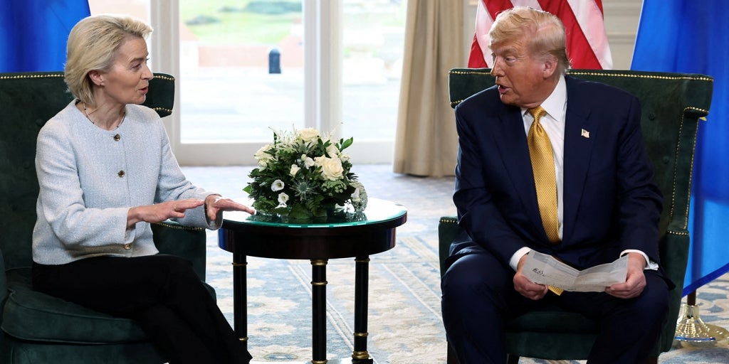ABD ile birlikte AB fazlası, Trump tarafından% 50'lik bir tarife tehdidinden sonra Haziran ayında yarıyı çökertti