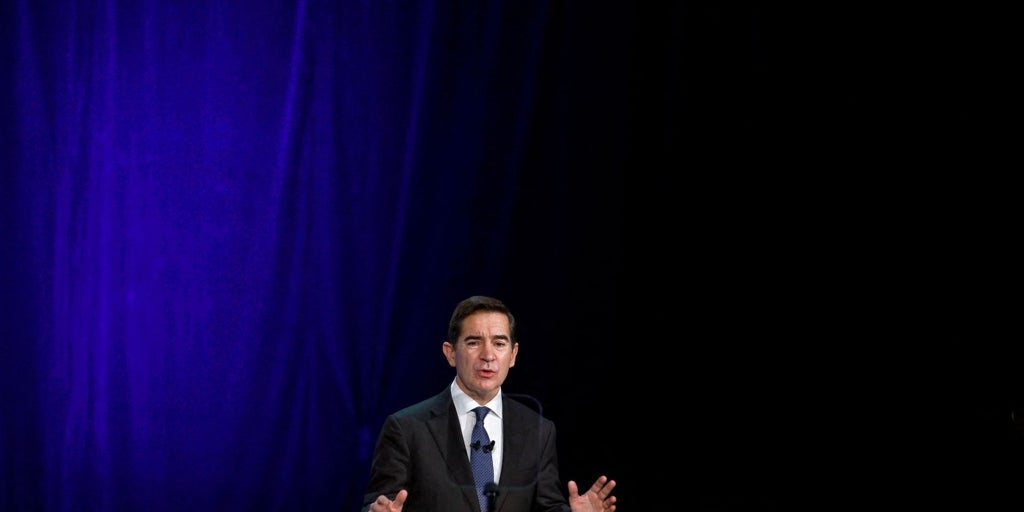 BBVA rechaza mejorar el precio de la opa pero evita comprometerse a que no habrá cambios de última hora