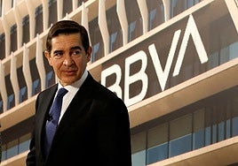 La CNMV aclara que BBVA dispone solo hasta el 23 de septiembre para mejorar el precio de la opa al Sabadell