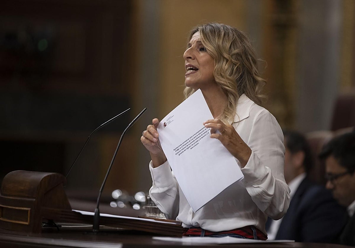 Yolanda Díaz responde al veto de la jornada laboral con la activación del registro horario