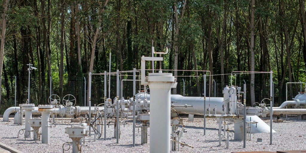 La caída del precio del petróleo y el gas siembra dudas sobre las políticas verdes de Bruselas