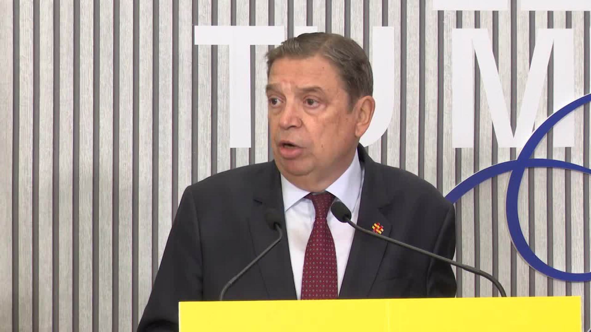 Planas promete seguir &quot;peleando&quot; para que la UE dote de fondos suficientes al sector