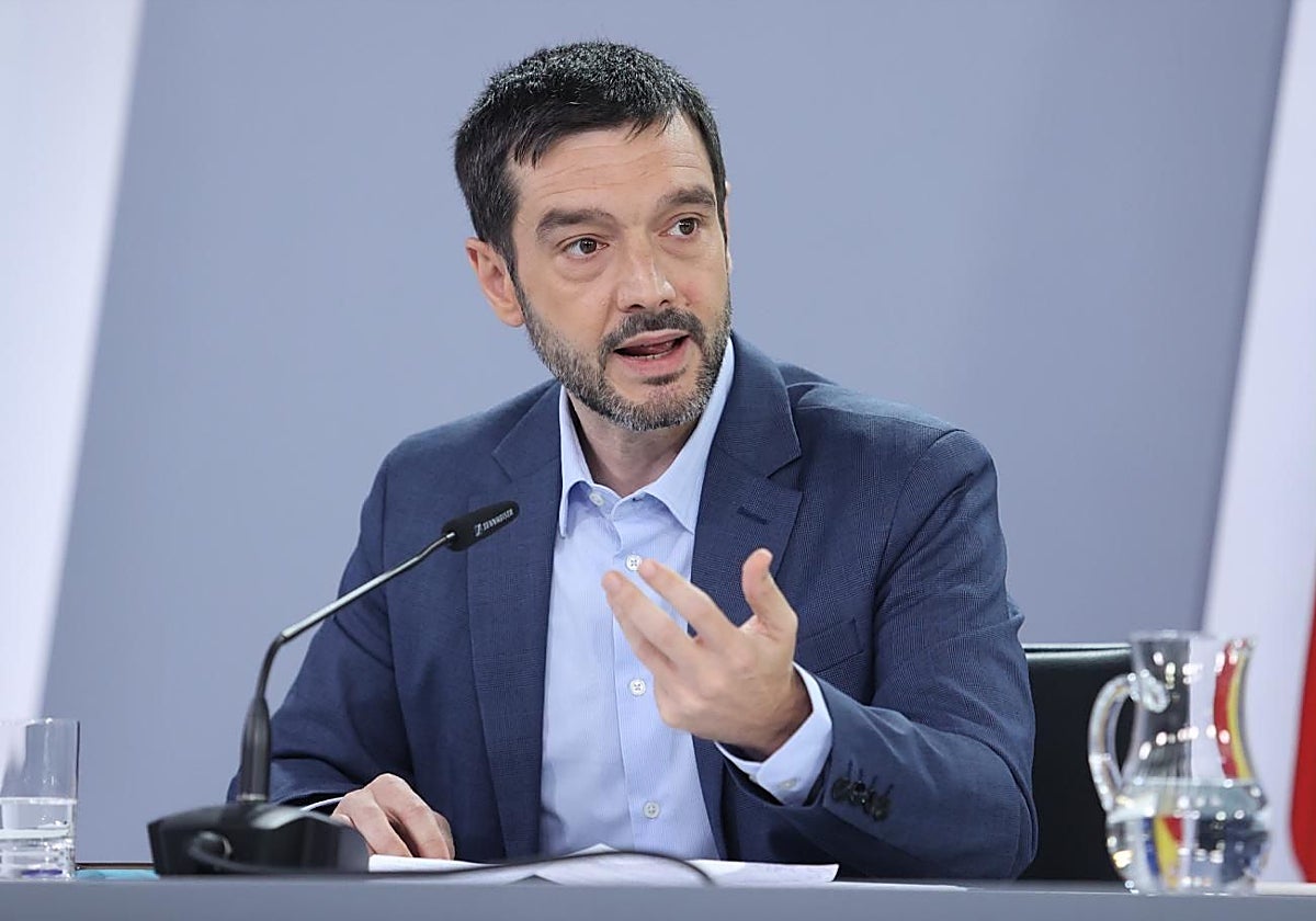 El ministro de Consumo, Pablo Bustinduy