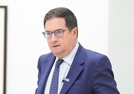 Los funcionarios amenazan con ir a la huelga si el Gobierno no les sube ya los salarios