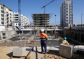 Un escollo más para la vivienda: la falta de redes eléctricas retrasará hasta cuatro años la entrega de una casa