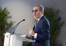 El Santander no ve «necesidad» de entrar en operaciones en España y reclama facilitar las fusiones en Europa