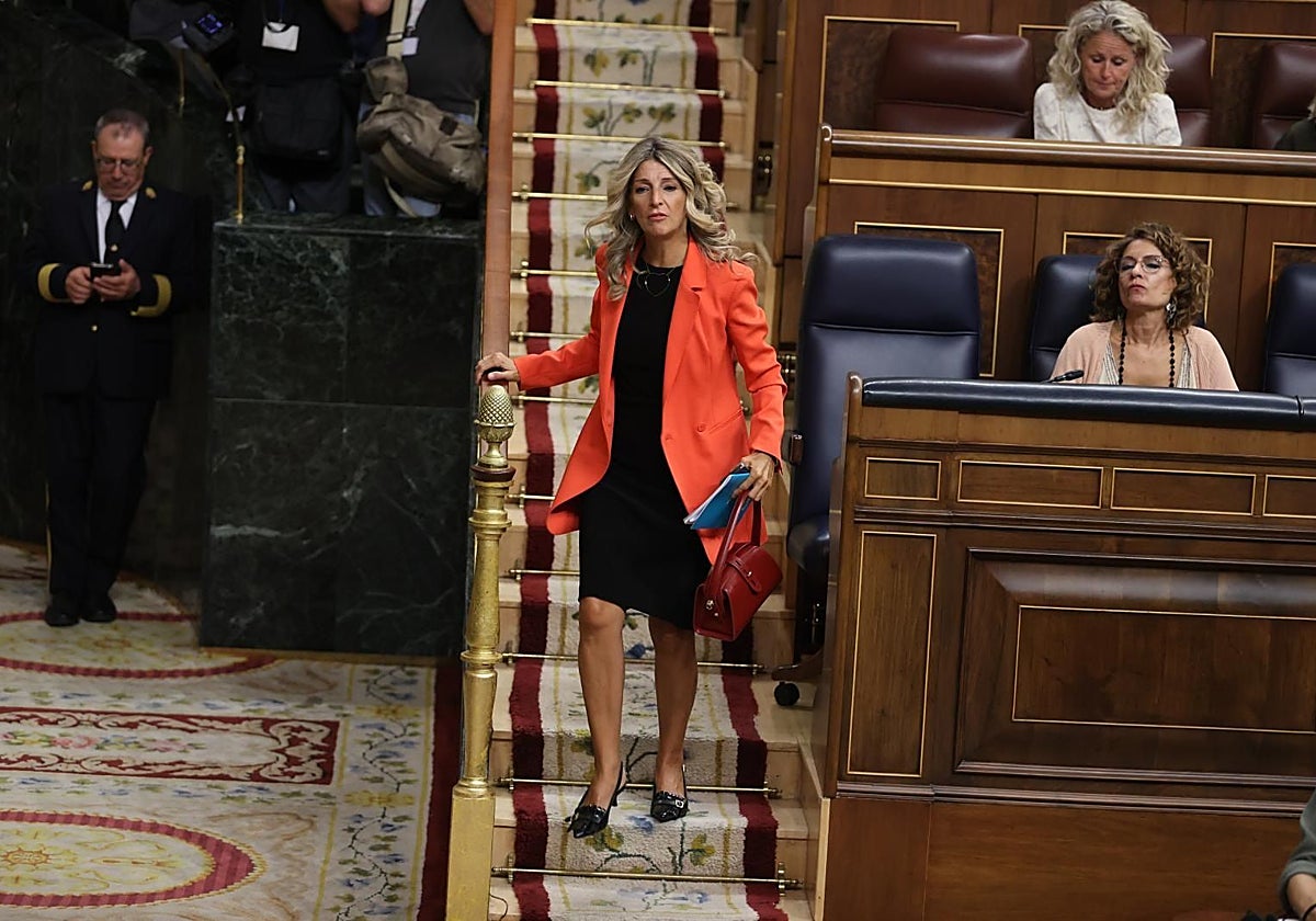 La vicepresidenta segunda del Gobierno, Yolanda Díaz, en el hemiciclo del Congreso