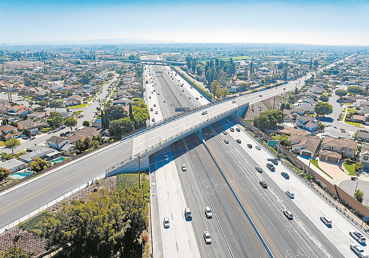 Las empresas españolas son referentes globales de la ingeniería. La I-405 en California, de OHL, es uno de los mayores proyectos de infraestructuras del oeste de EE.UU.