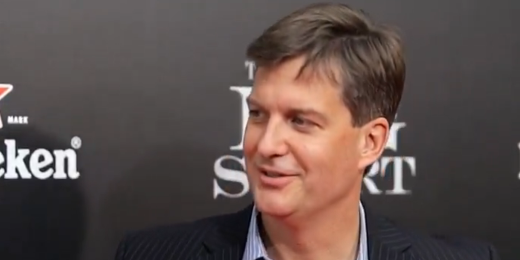 Michael Burry, el gurú que predijo la crisis de 2008, advierte sobre una posible burbuja de la inteligencia artificial