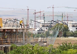 La banca reabre el grifo del crédito promotor 16 años después de la gran crisis