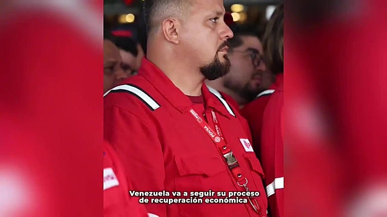 Venezuela dice que "el enemigo no descansa" y pide a trabajadores petroleros estar alerta