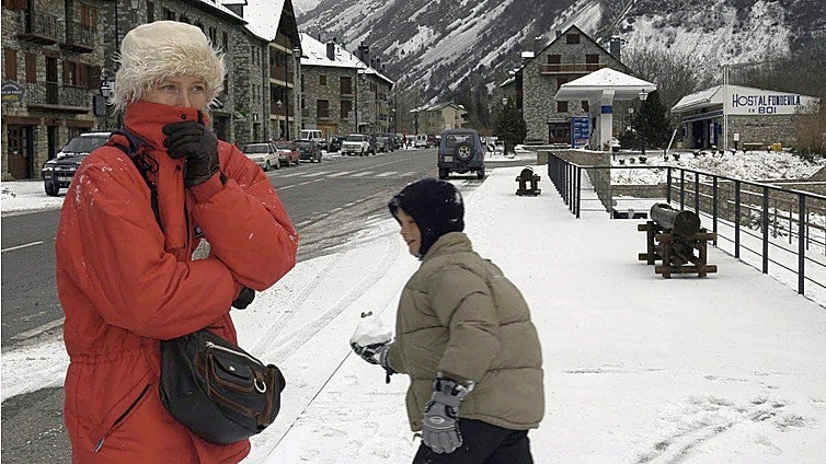 Mapa de la saturación turística: las zonas con más plazas para viajeros que vecinos