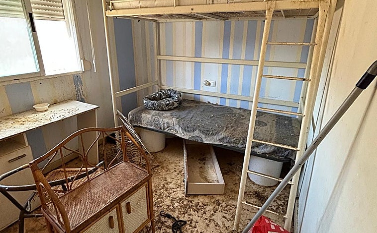 Image - Condition Kathy found her house in after evicting her troublesome squatter