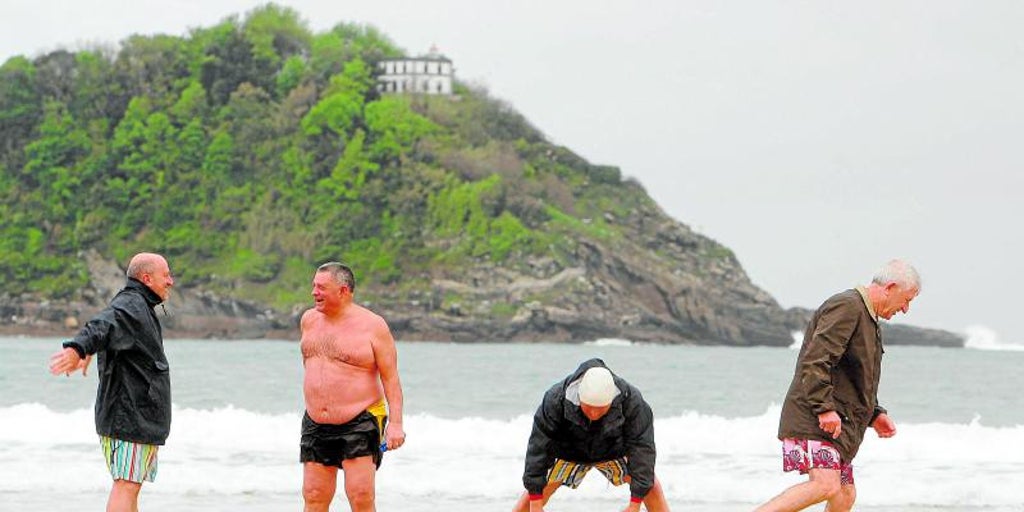 La edad de jubilación se retrasa a 66 años y 10 meses y las pensiones suben un 2,7%