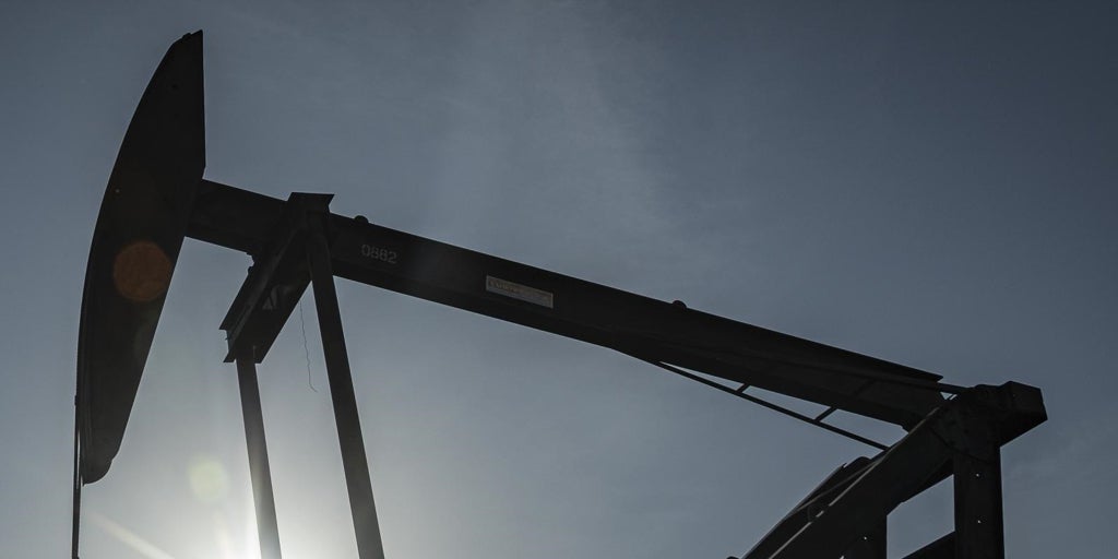 John Müller: Petrolün laneti