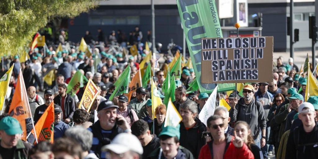Los agricultores salen a la calle en toda España contra el acuerdo con Mercosur y el recorte de la PAC