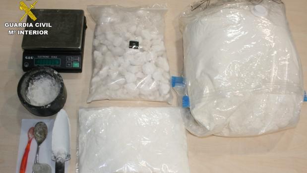 Cae en Alicante una red de narcotraficantes checos que enviaba «droga zombi» a Estados Unidos