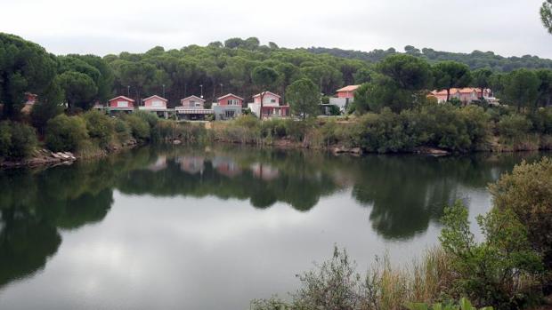 La CHG extingue la captación de agua que da servicio a la urbanización de Las Jaras