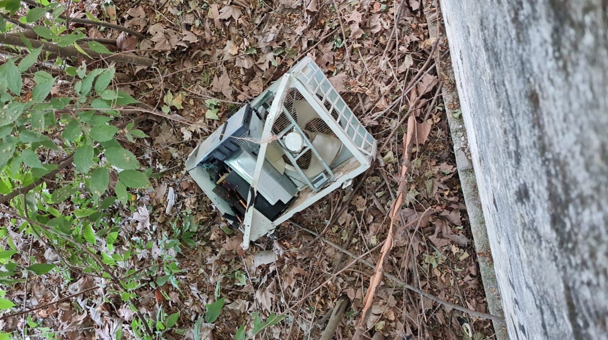 Los padres del colegio de Alcolea  denuncian el destrozo de seis máquinas de aire acondicionado