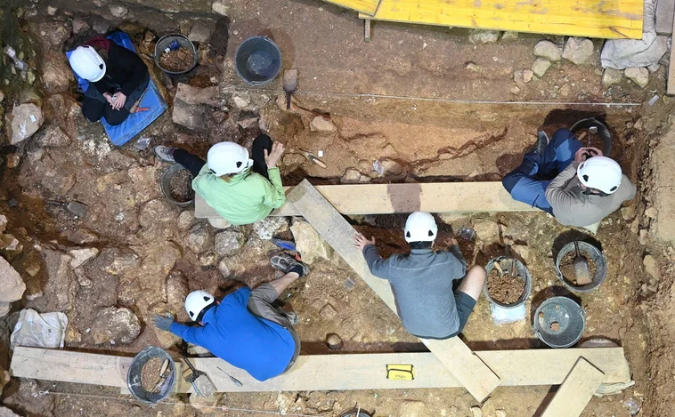 Atapuerca pasa de nivel y llega ya al menos a los 1,4 millones de antigüedad