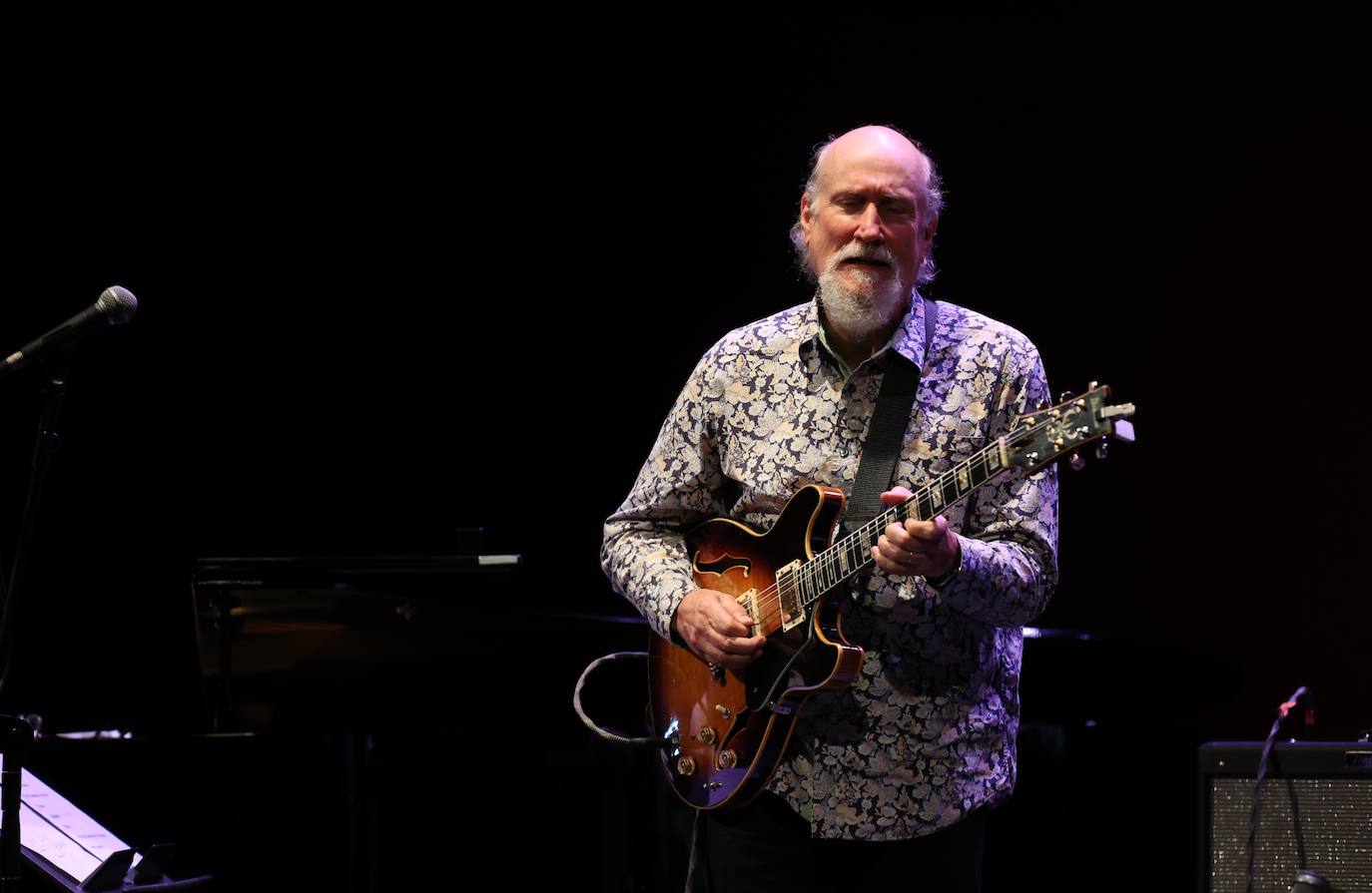 El concierto de John Scofield, en imágenes