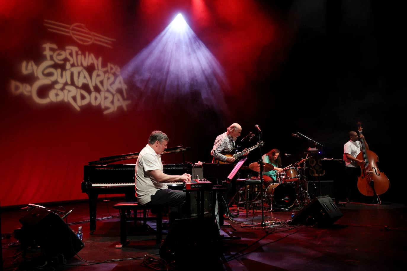 El concierto de John Scofield, en imágenes