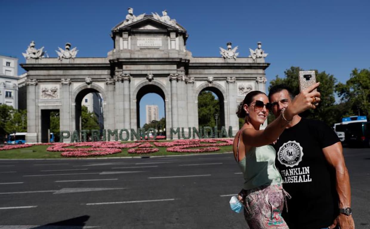 consultor Ninguna Granjero La Puerta de Alcalá ve pasar el tiempo: su sexta restauración será en 2023