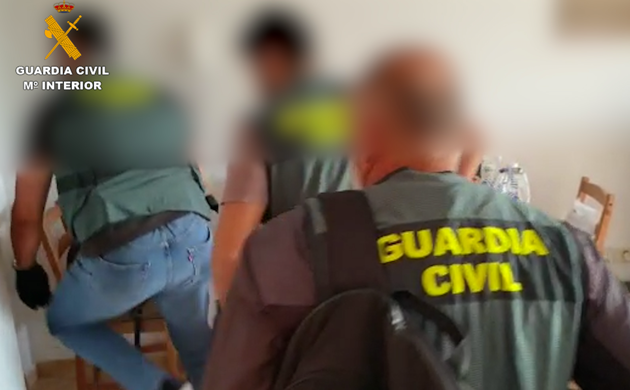 Detención del matrimonio implicado en la Operación Cablecito