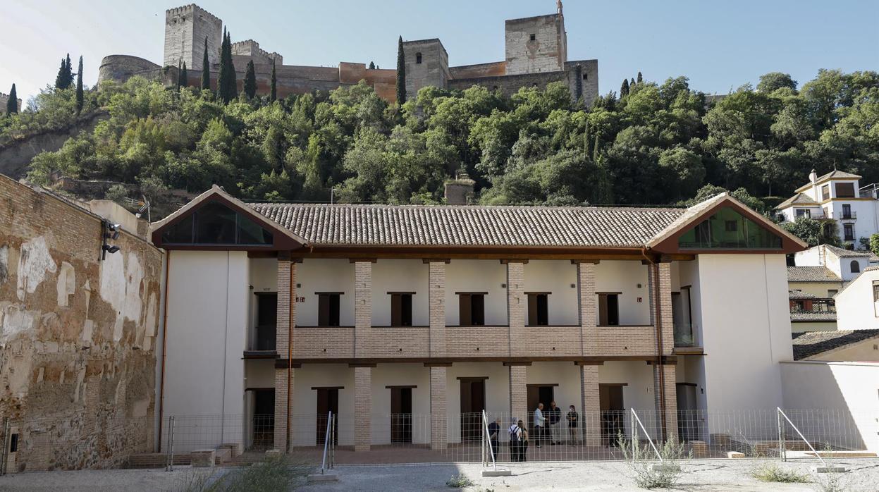 Los leones 'salen' de la Alhambra: el primer hospital nazarí restaurado de Europa recupera su esplendor