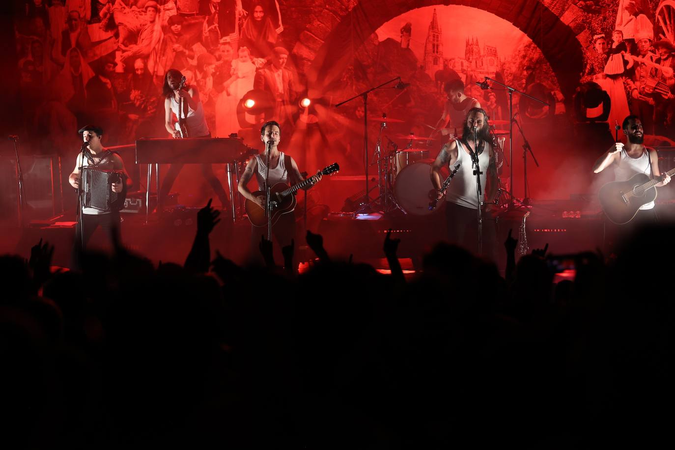 El concierto de La M.O.D.A. y Muchachito Bombo Infierno, en imágenes