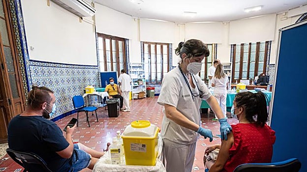 Imagen tomada en el punto de vacunación sin cita de Valencia