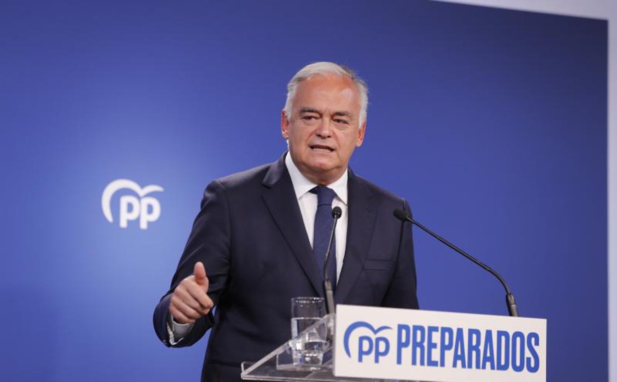 El vicesecretario institucional del PP, Esteban González Pons, durante la rueda de prensa posterior al Comité de Dirección del PP, este lunes en Madrid