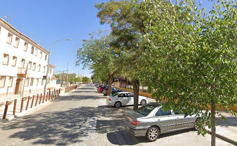 Un hombre de 42 años, herido de madrugada por arma blanca enfrente del cuartel de la Guardia Civil