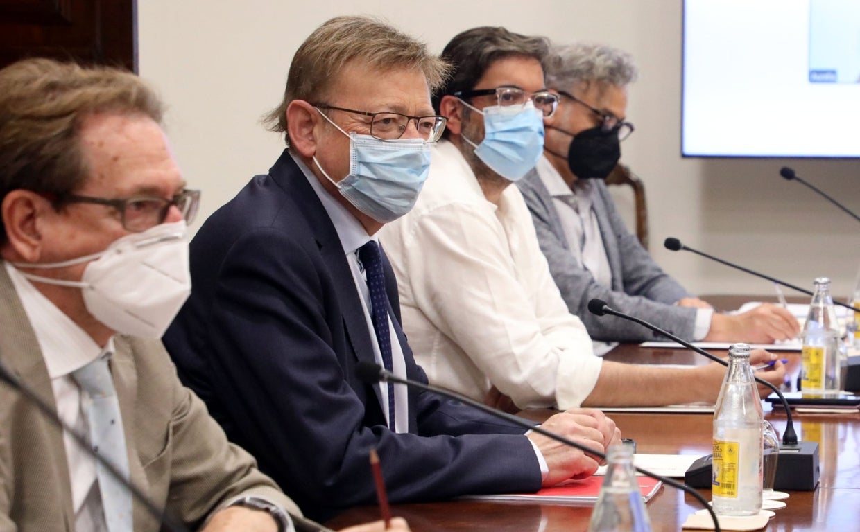 Ximo Puig comparece ante los medios tras reunirse con los expertos