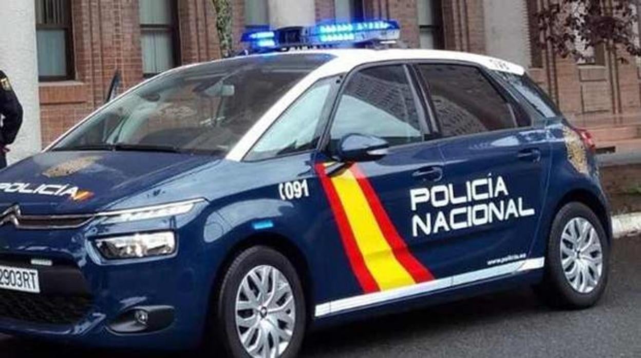 Hallan el cadáver de una mujer a ocho metros de profundidad en una alcantarilla  en Málaga