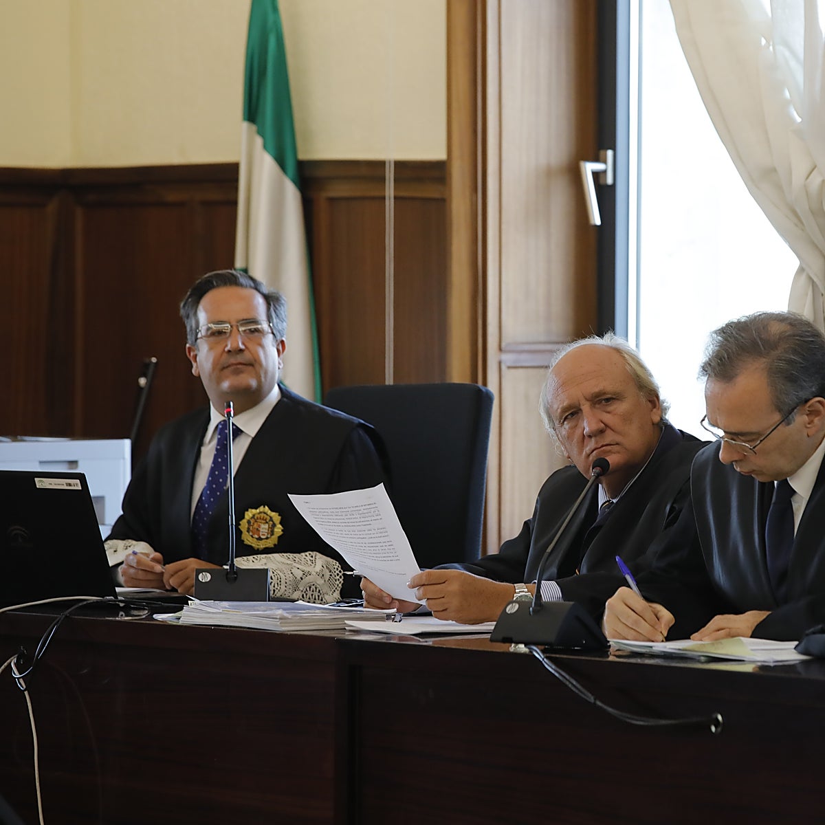 Giro del PP en Invercaria: pide la absolución para los acusados por la ayuda a la empresa del presidente del Cádiz