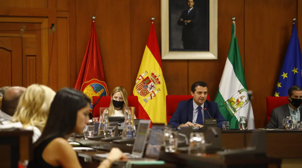 El Pleno de Córdoba autorizará el gasto extra de 26 millones en dos tramos
