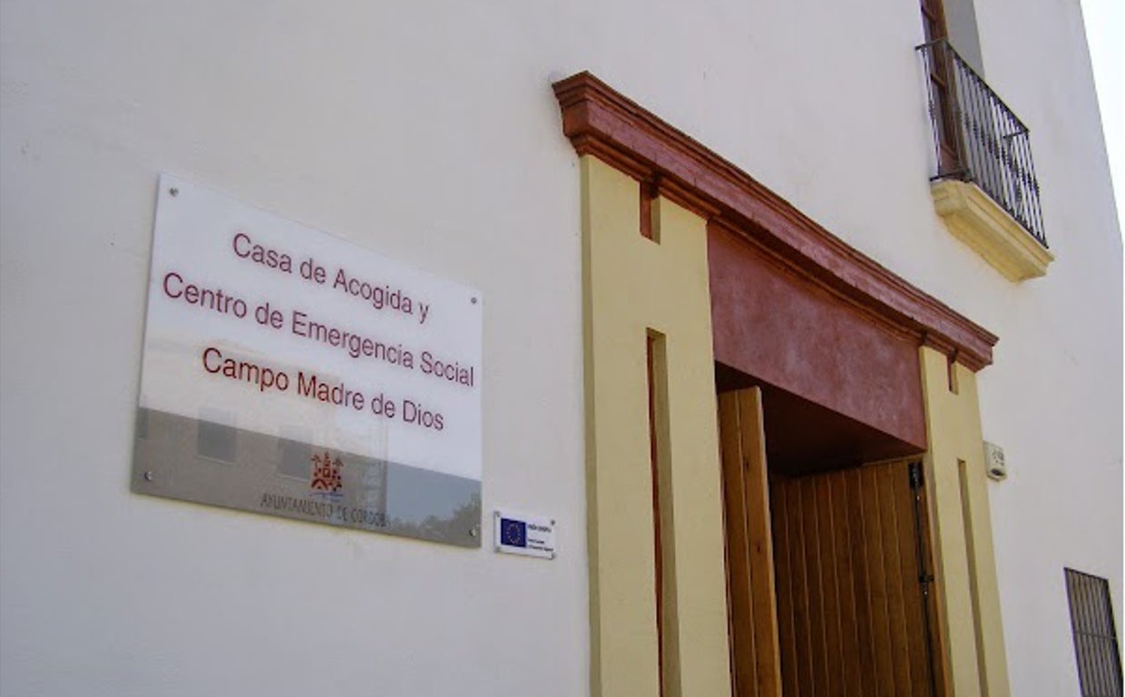 Fachada de la Casa de Acogida Municipal