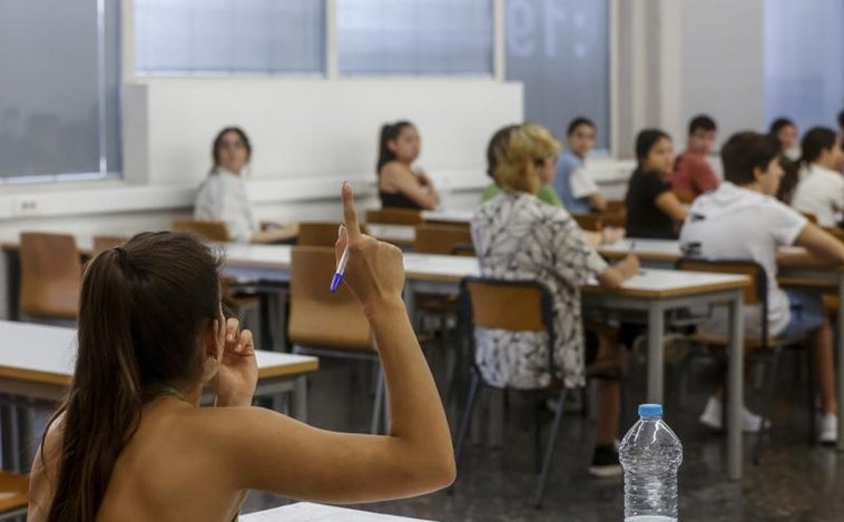 Preinscripción universitaria en Valencia para el curso 2022-2023: cómo acceder a la nueva plataforma electrónica