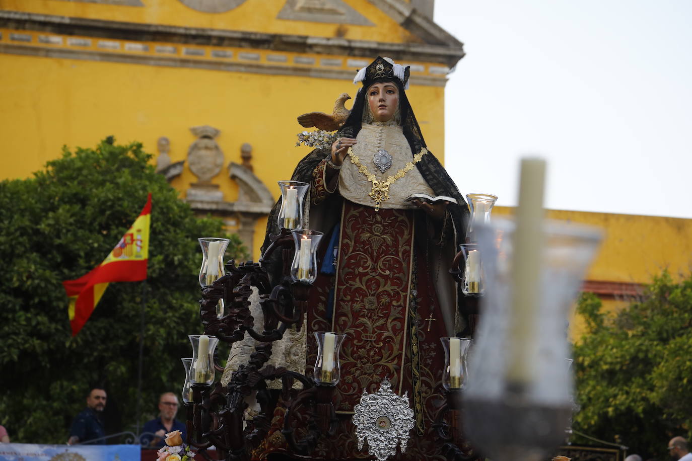 La procesión de la Virgen del Carmen de San Cayetano, en imágenes