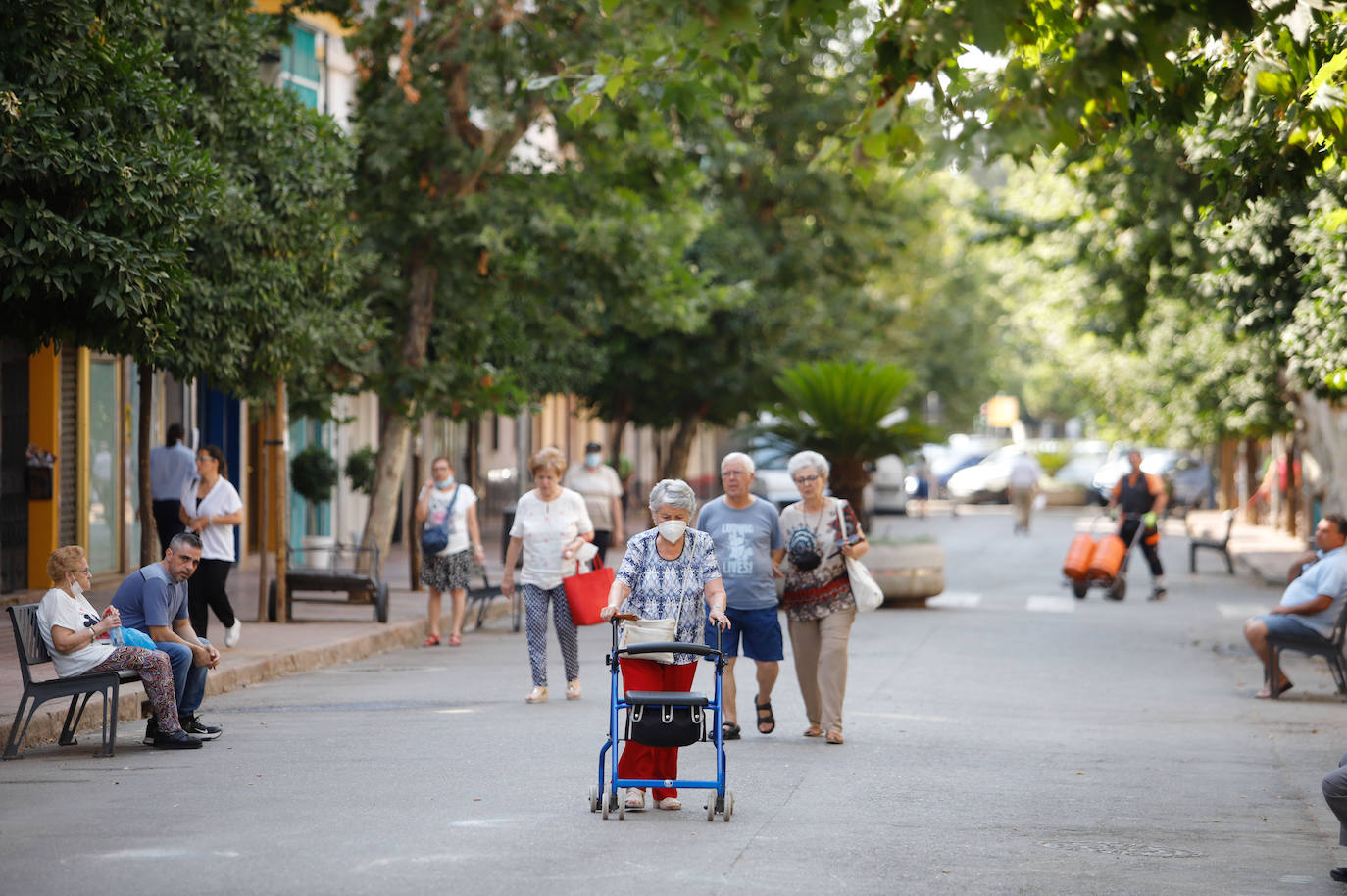 El auge del Centro Comercial Abierto de la Viñuela, en imágenes