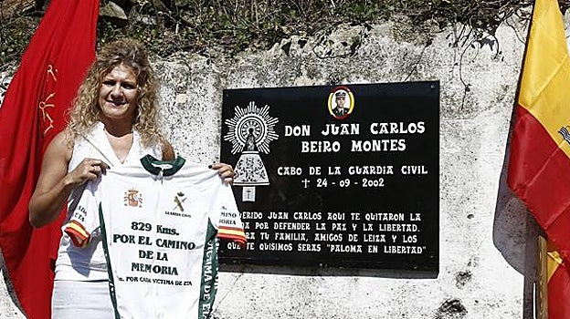 La viuda del cabo Beiro, en el lugar en el que fue asesinada