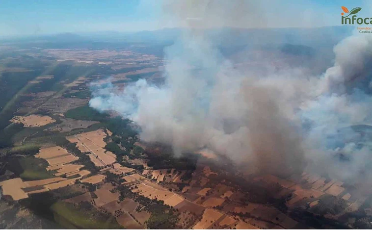 Declarados dos incendios en Chiloeches y Valdepeñas de la Sierra, en Guadalajara, ambos en nivel 2