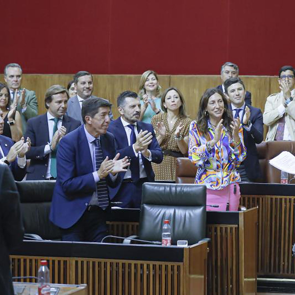 Juanma Moreno se centra en las familias y en la rebaja fiscal contra la inflación