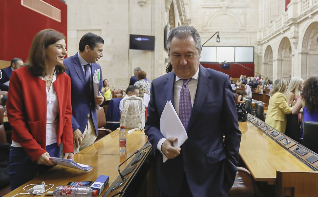 Juan Espadas, en el Parlamento de Andalucía