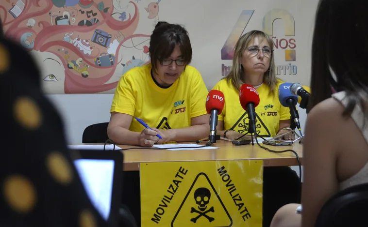 'El Tajo' denuncia que aún hay tres focos con gran cantidad de amianto en el barrio del Polígono