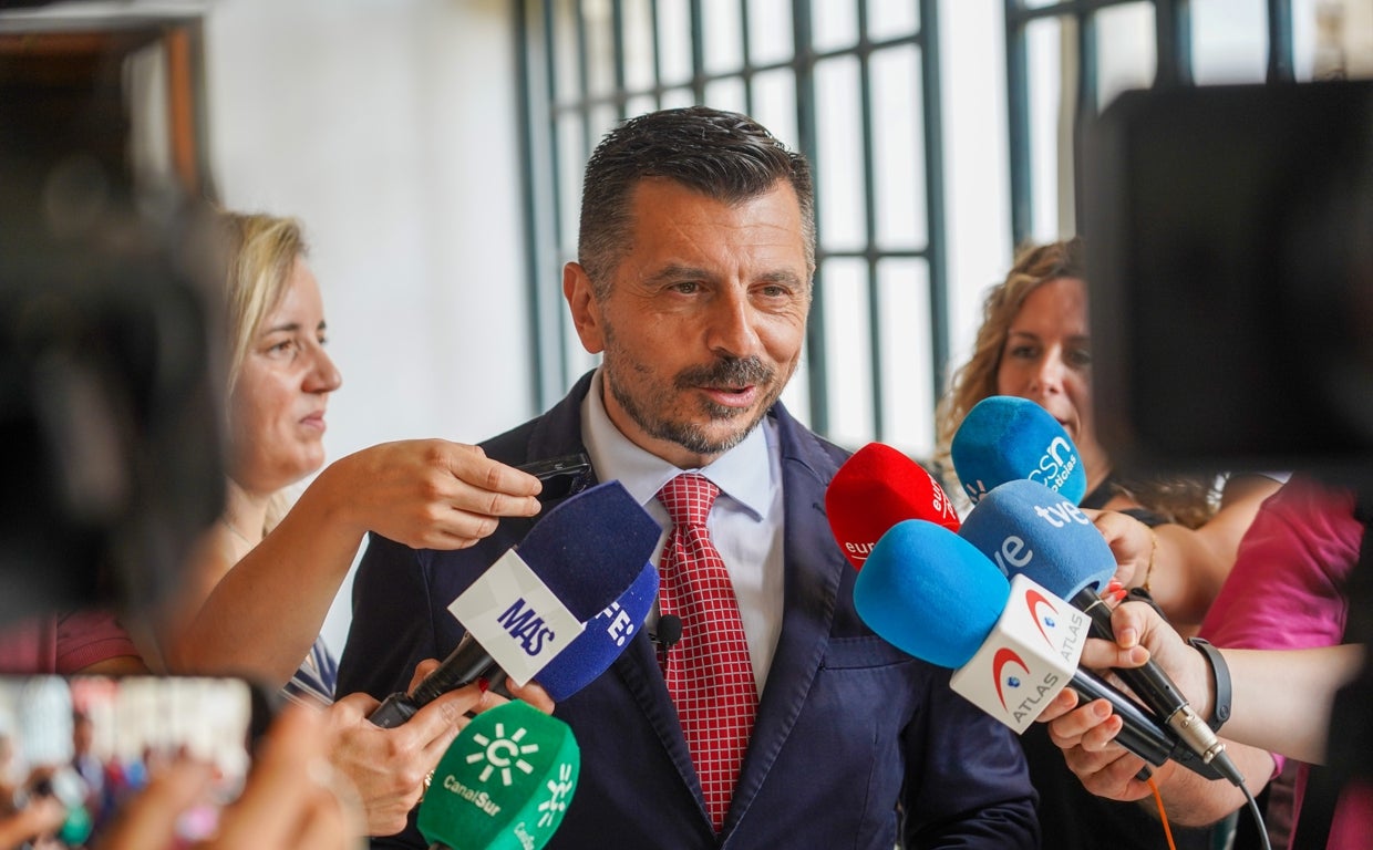 Tonoi Martin, en el Parlamento de Andalucía