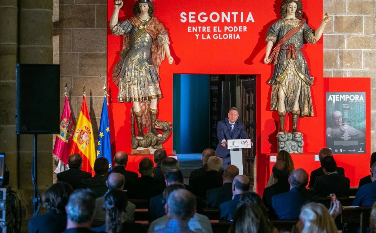 El presidente de Castilla-La Mancha, Emiliano García-Page, en la catedral de Sigüenza